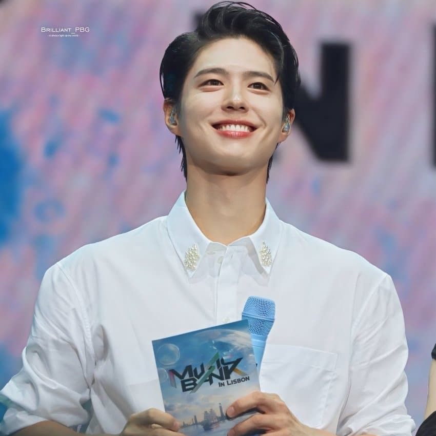 Behind-the-scenes cut of Park Bogum