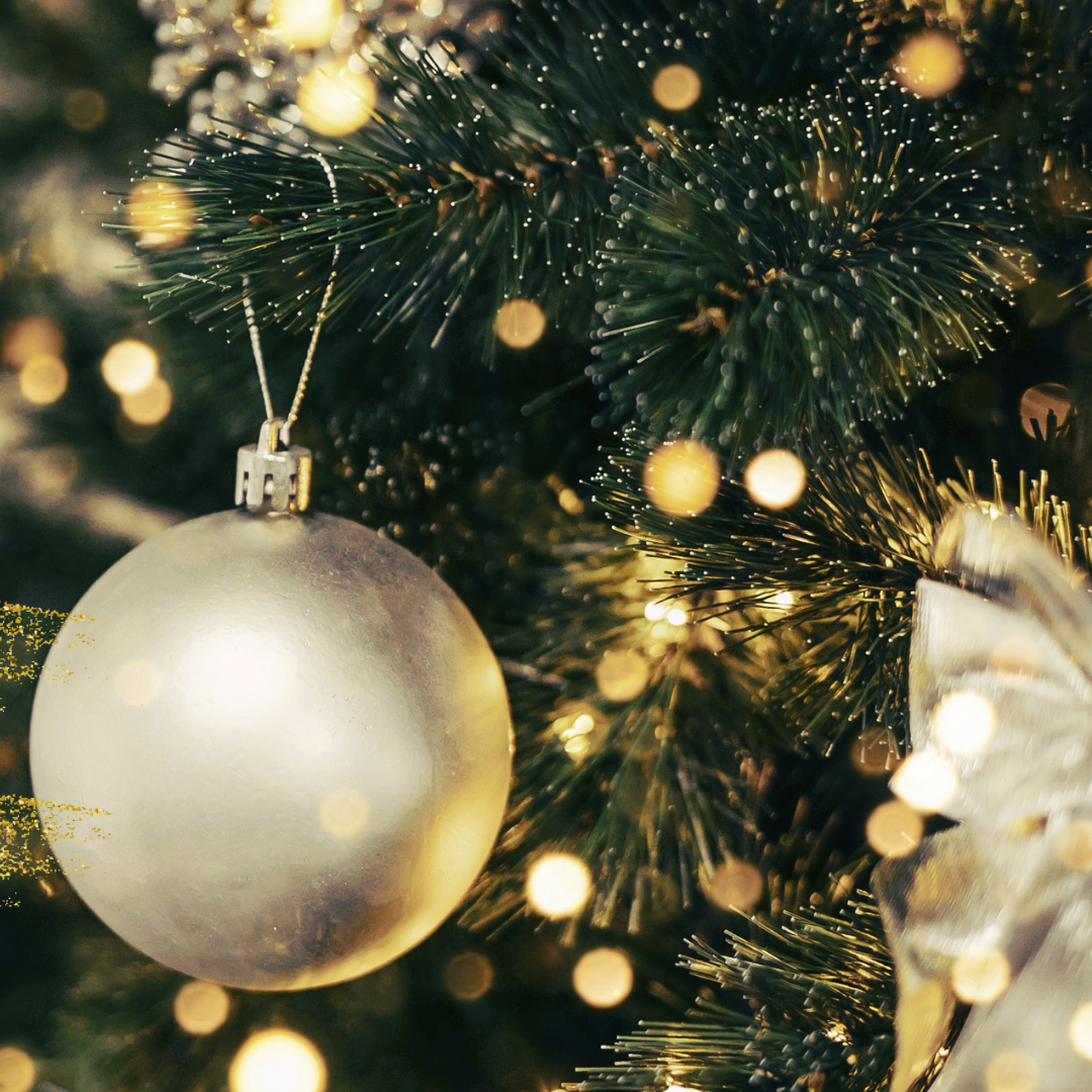 Behind-the-scenes cut of Pond Naravit Lertratkosum