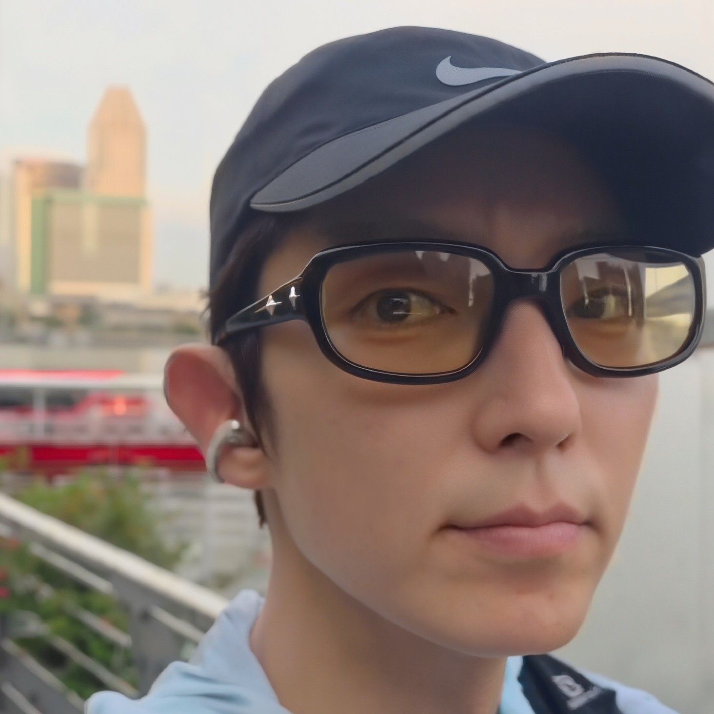 Behind-the-scenes cut of Lee Joongi