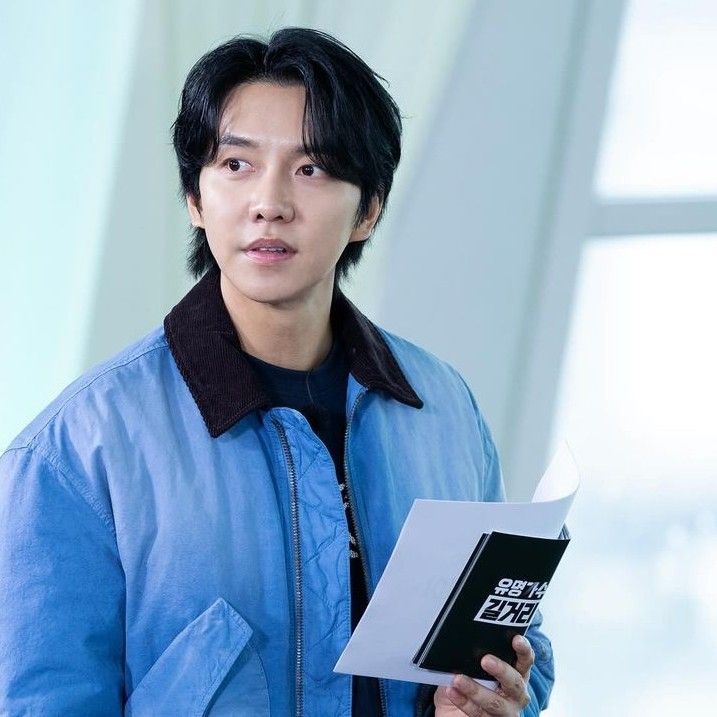 Behind-the-scenes cut of Lee Seunggi