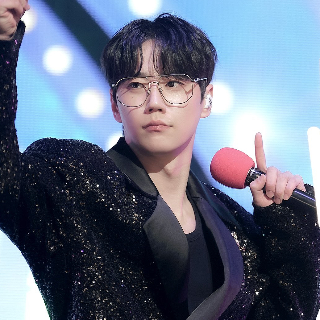 Recent activity shot of Lee Junyoung