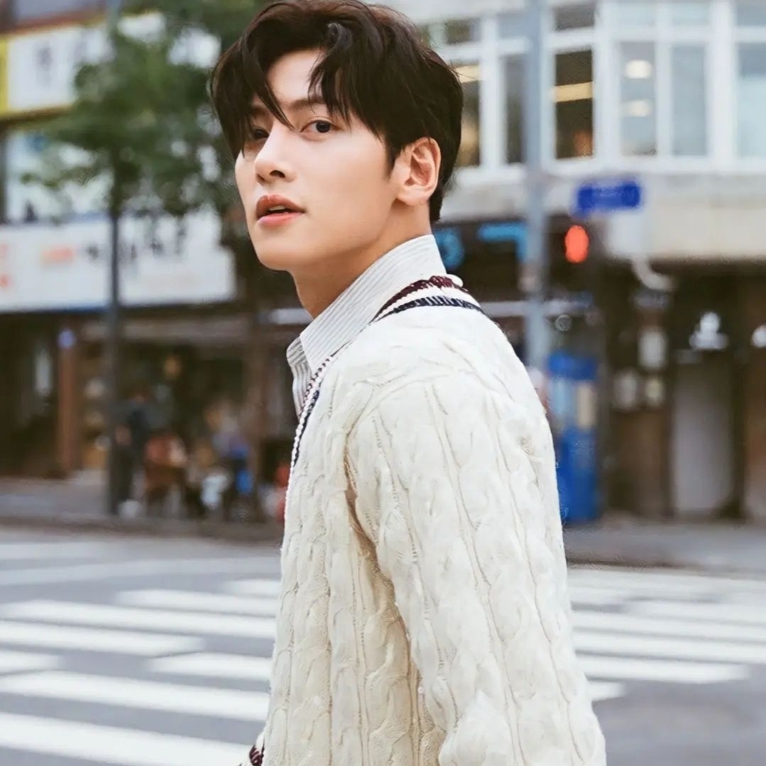 池昌旭的最新照片