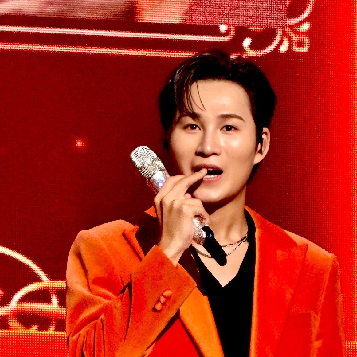 金熙栽的最新照片