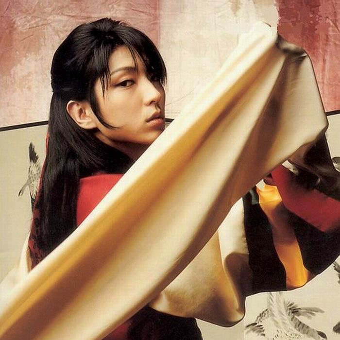 Behind-the-scenes cut of Lee Joongi