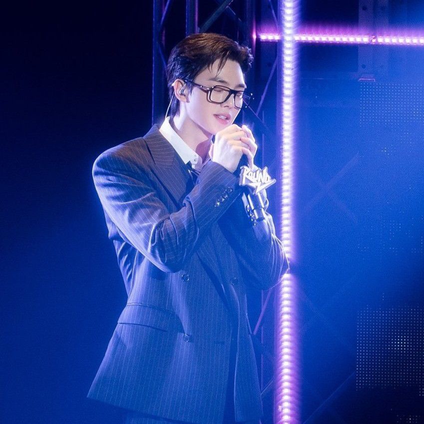 Behind-the-scenes cut of Song Kang