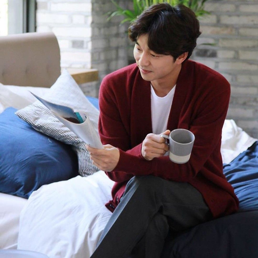 A moment captured by a fan of Gong Yoo