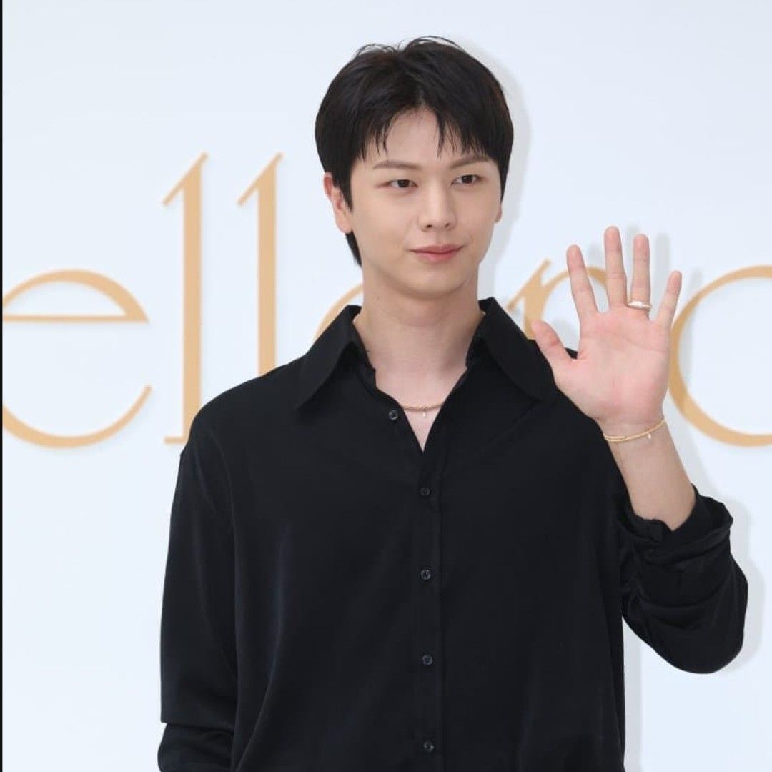 Behind-the-scenes cut of Yook Sungjae