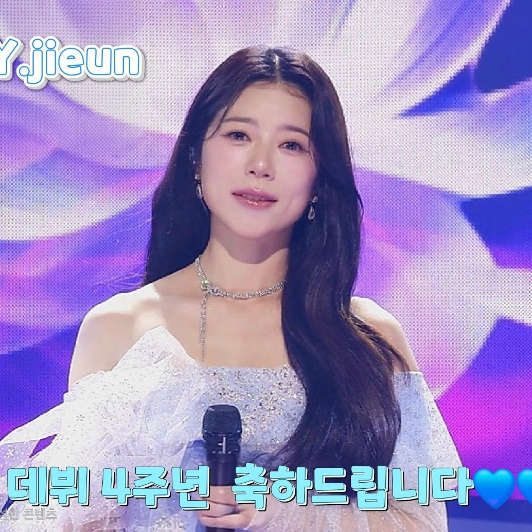 Behind-the-scenes cut of Yang Jieun