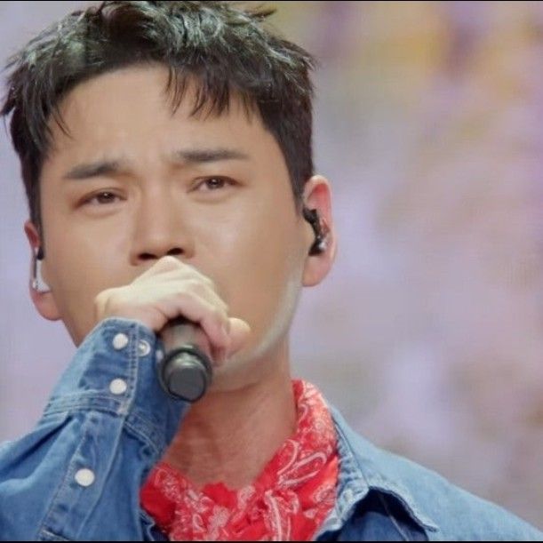 Behind-the-scenes cut of Lee Jung