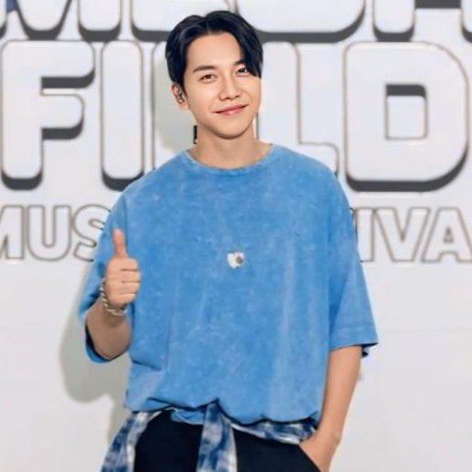 Foto kegiatan terbaru dari Lee Seunggi