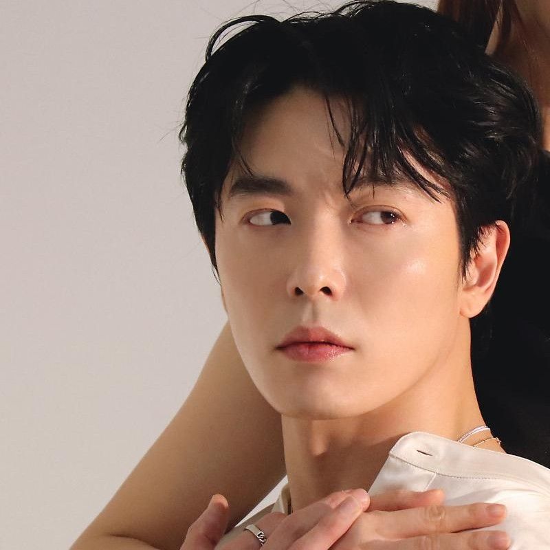 Recent activity shot of Kim Jaewook