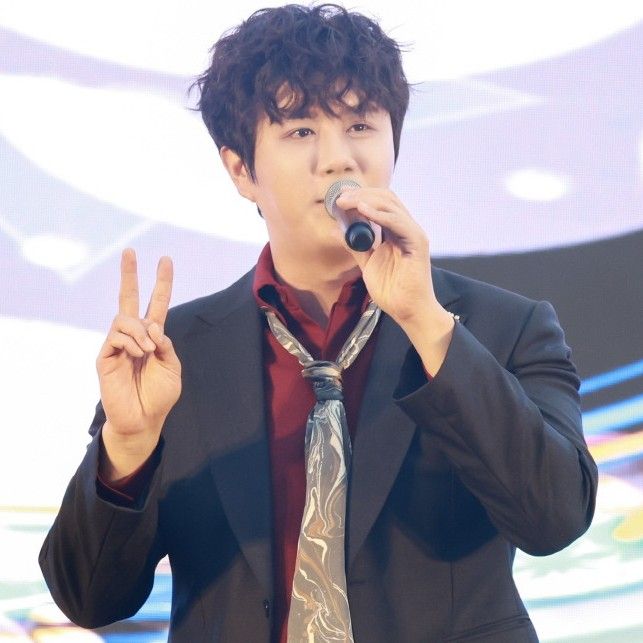 Recent activity shot of Jin Haesung