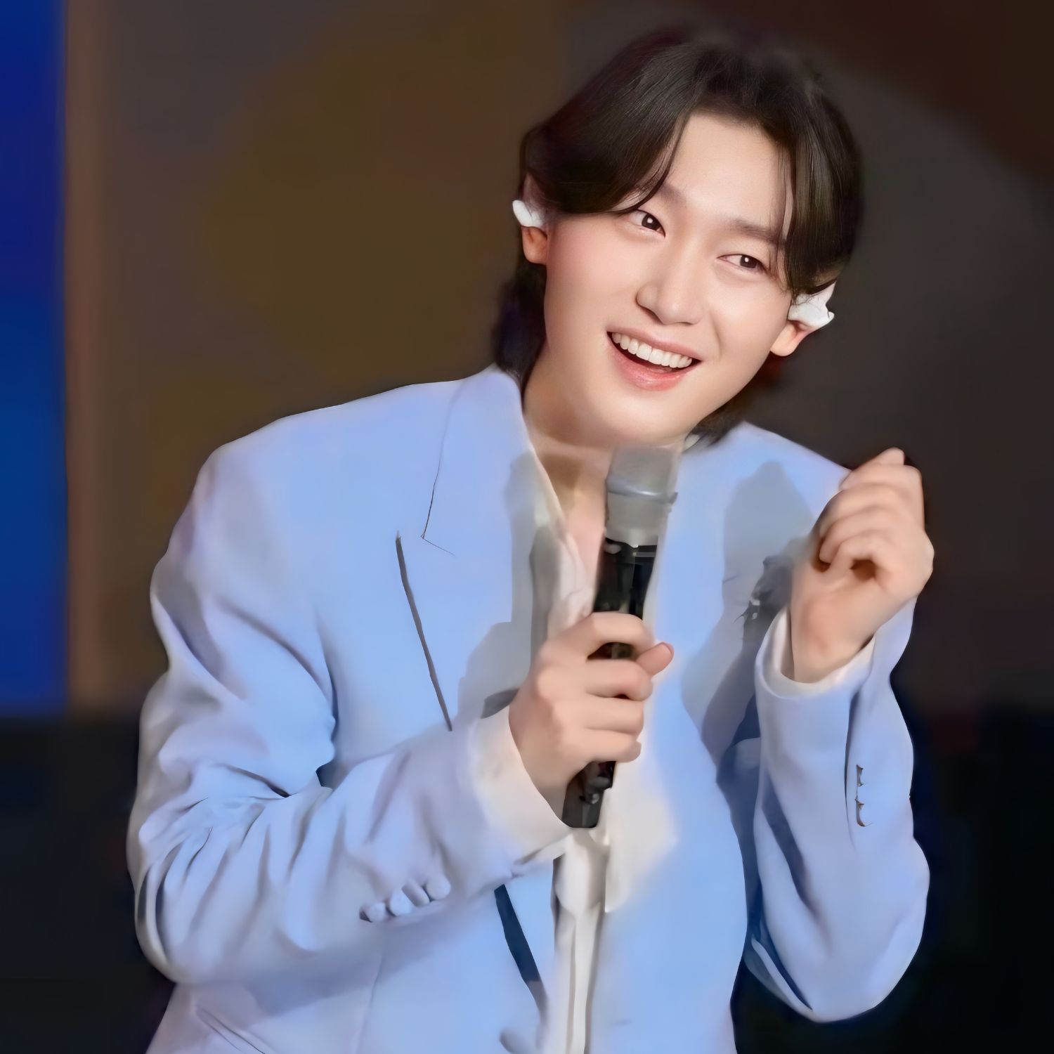 Latest photo of Kim Yongbin