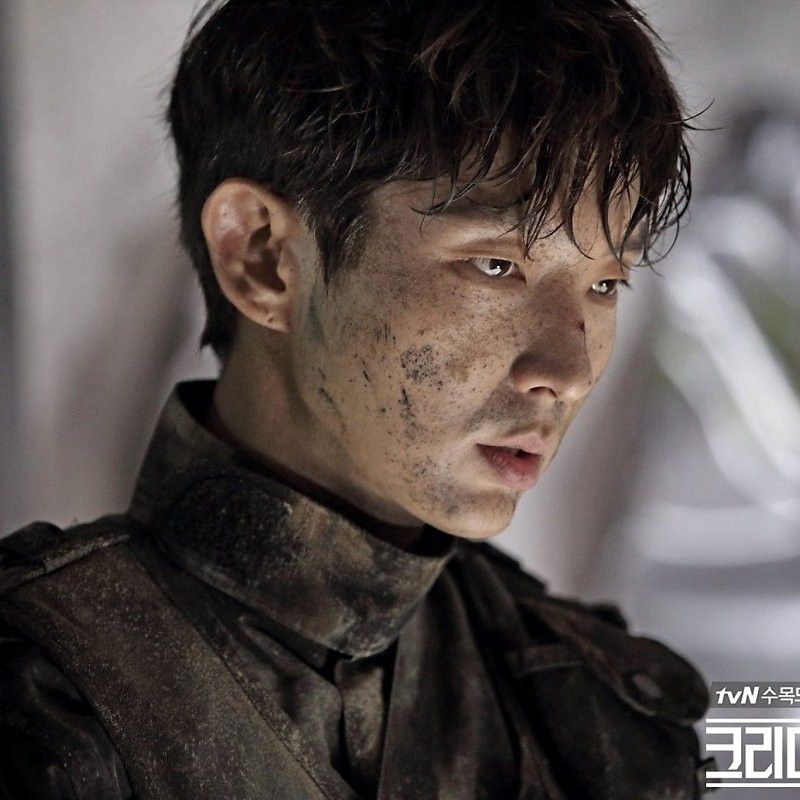 A moment captured by a fan of Lee Joongi