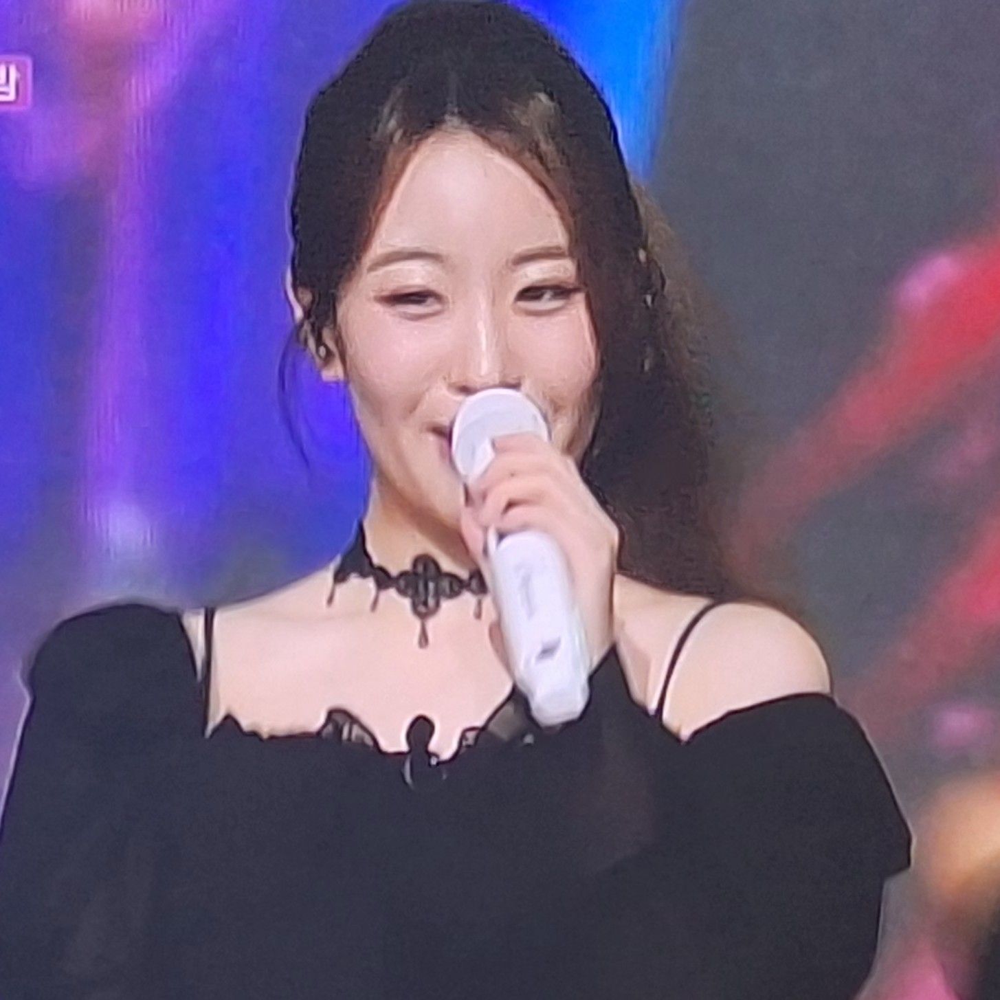 Latest photo of Oh Yujin