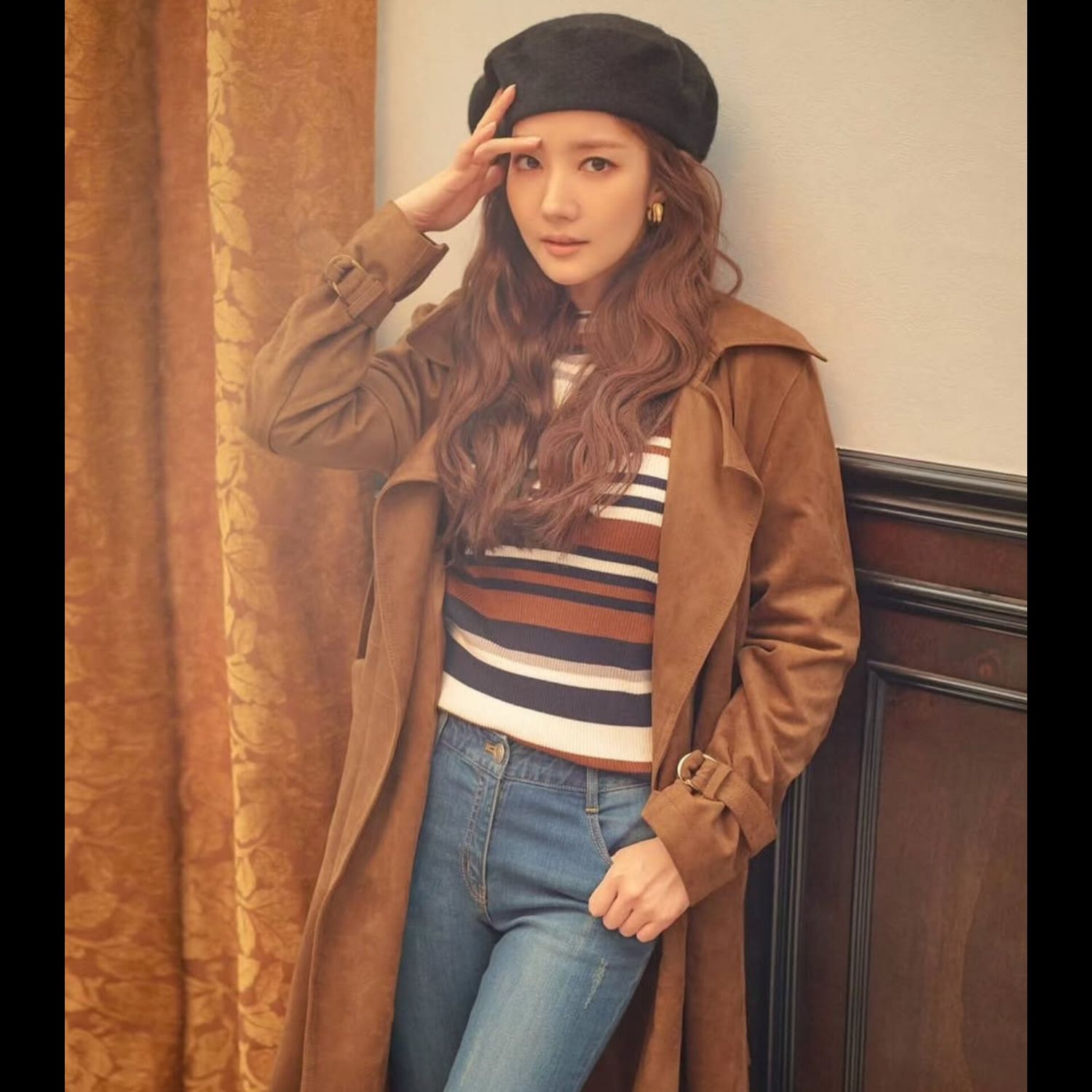 パク・ミニョンの最近の活動ショット