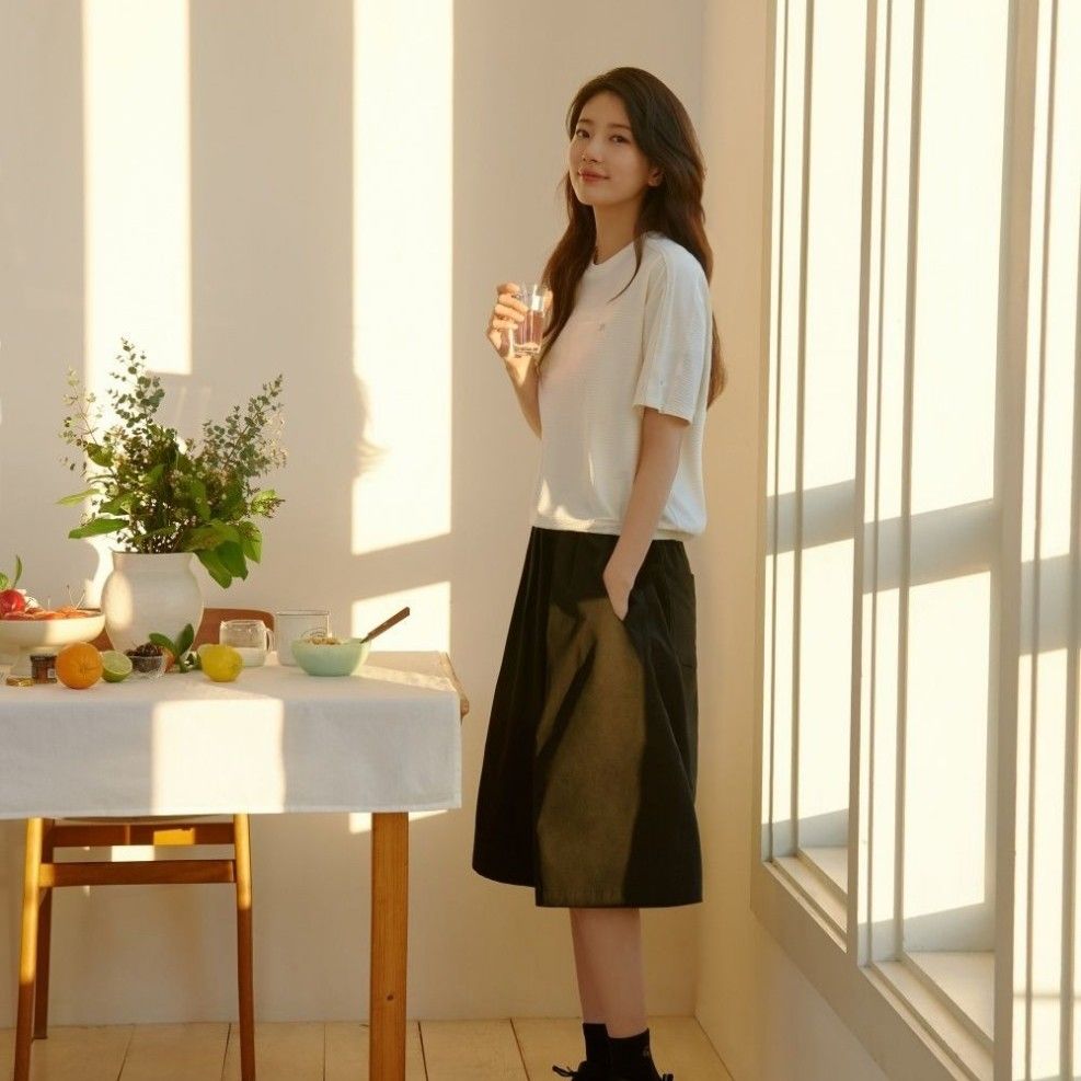 A moment captured by a fan of Bae Suzy