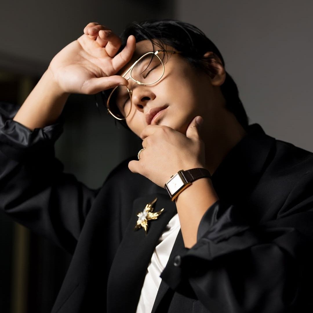 Behind-the-scenes cut of Joo Jihoon