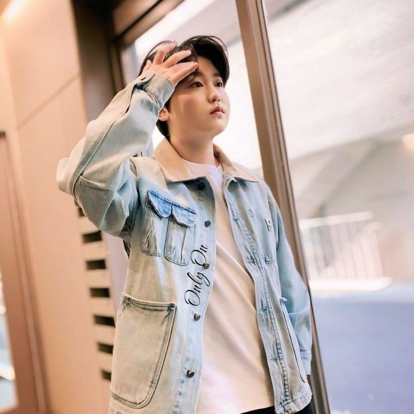 A moment captured by a fan of Park Sungon