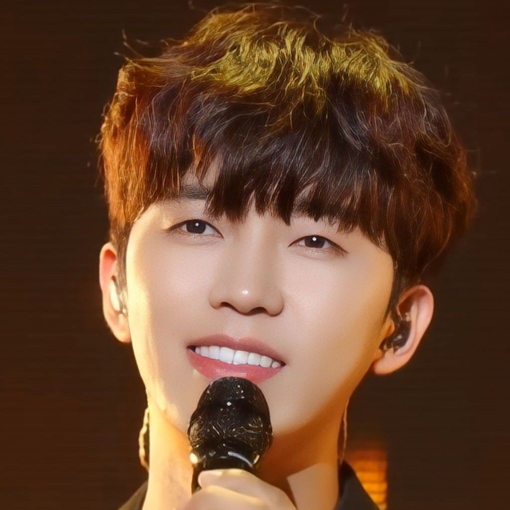 Recent activity shot of Lim Youngwoong