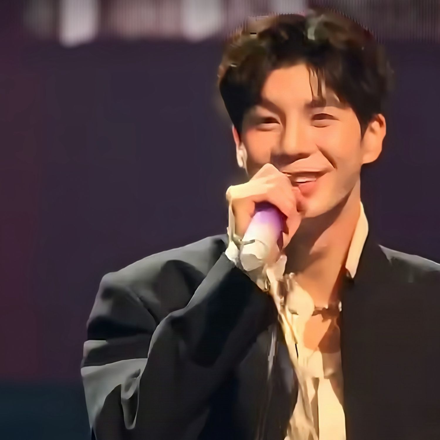 Behind-the-scenes cut of Jeong Dongwon