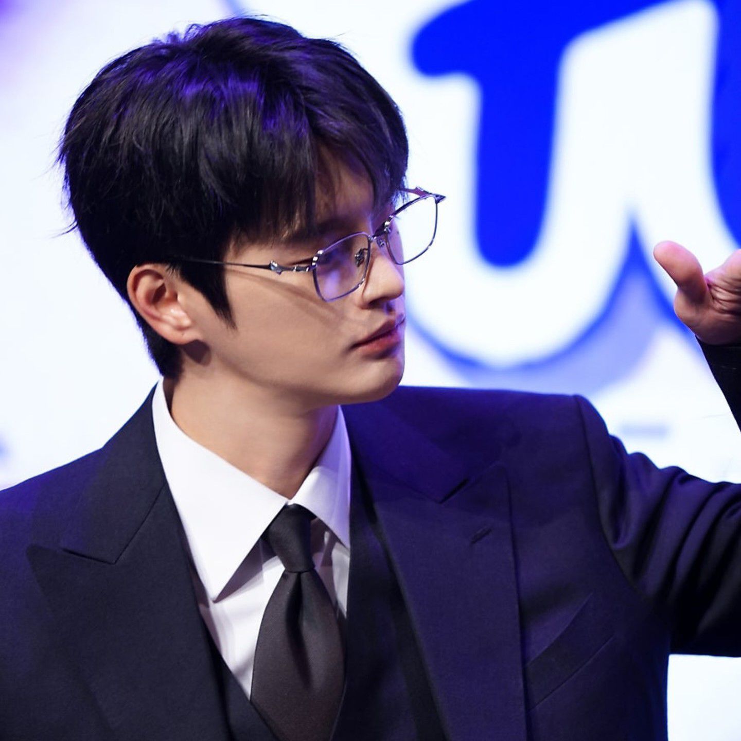 ソ・イングクの最近の活動ショット