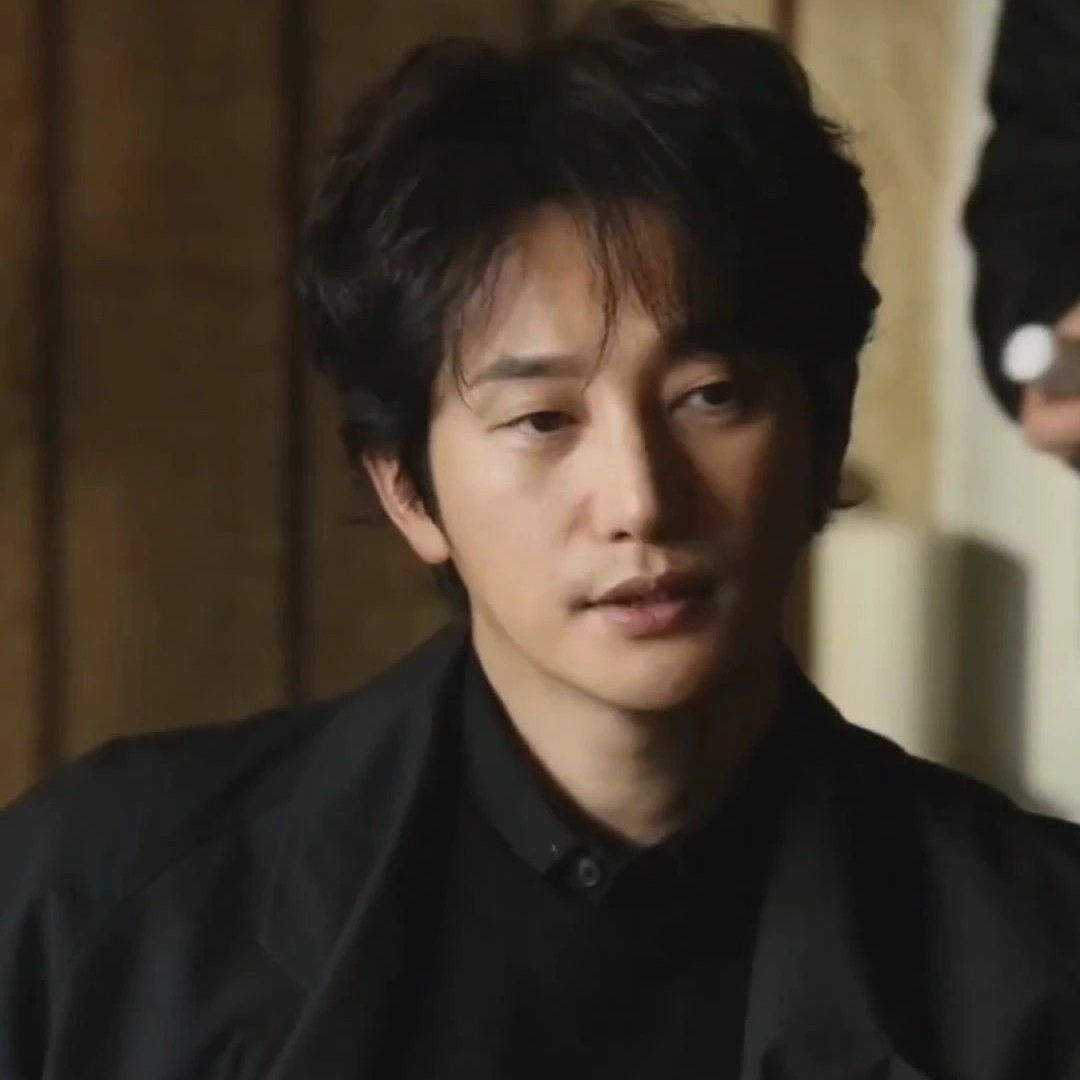 A moment captured by a fan of Park Sihoo