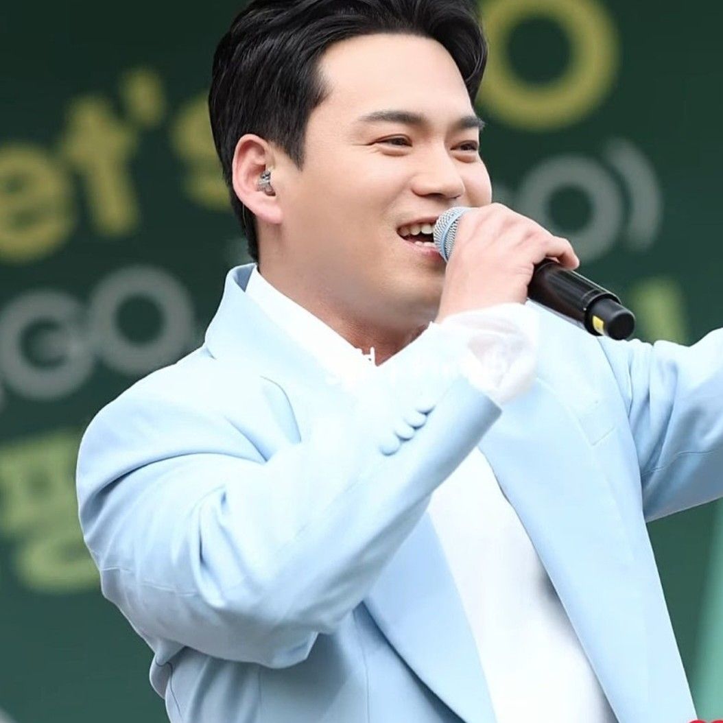 Recent activity shot of Lee Jung