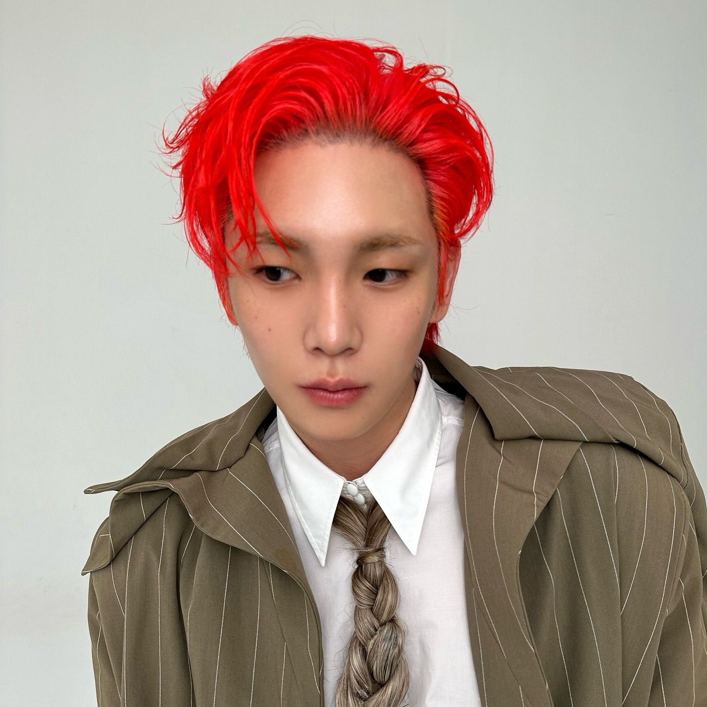 Behind-the-scenes cut of Key
