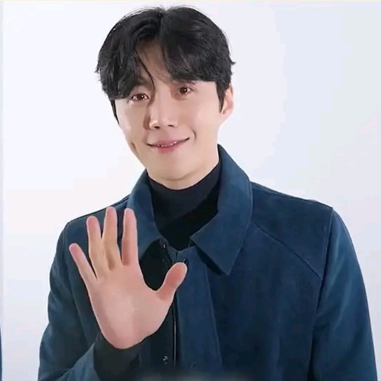 Recent activity shot of Kim Seonho