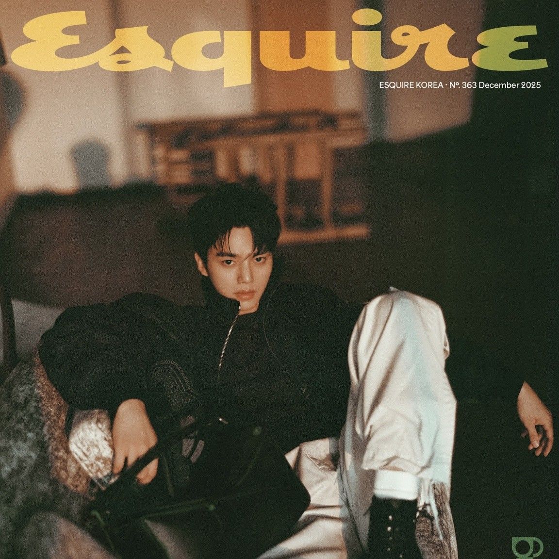 Behind-the-scenes cut of Song Kang