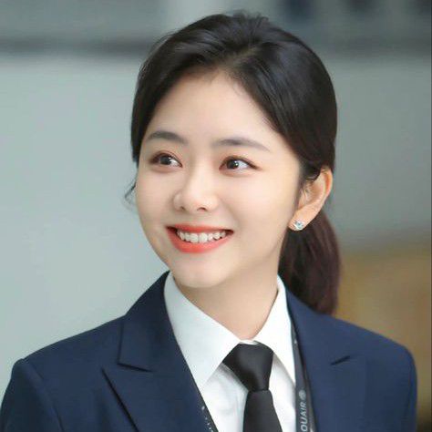 Latest photo of Tan Song Yun