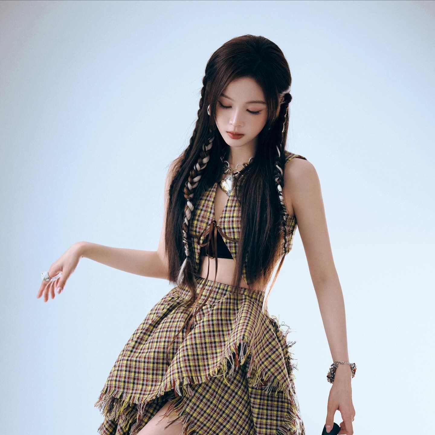 Recent activity shot of Wu Xuanyi