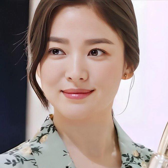 ソン・ヘギョのビハインドカット