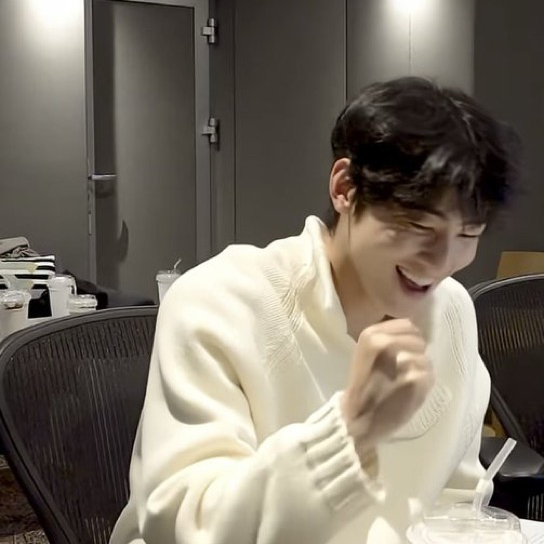 チャ・ウヌのビハインドカット