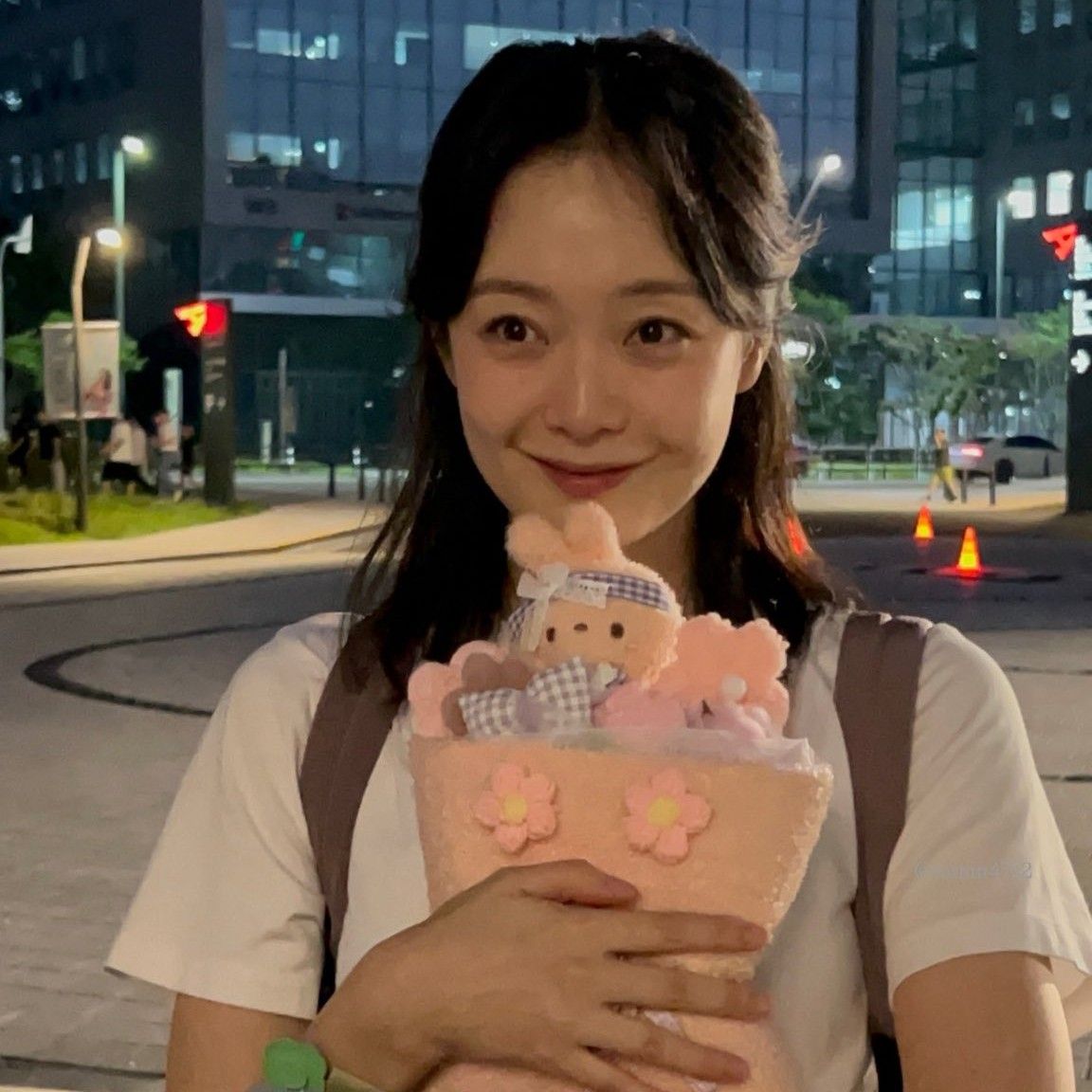 Behind-the-scenes cut of Jeon Somin