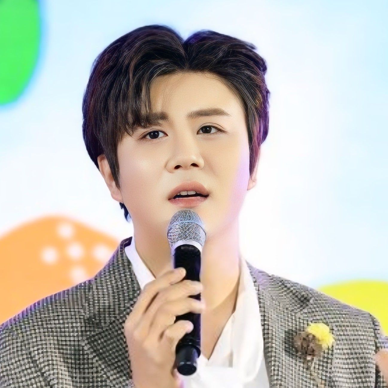 Behind-the-scenes cut of Jin Haesung