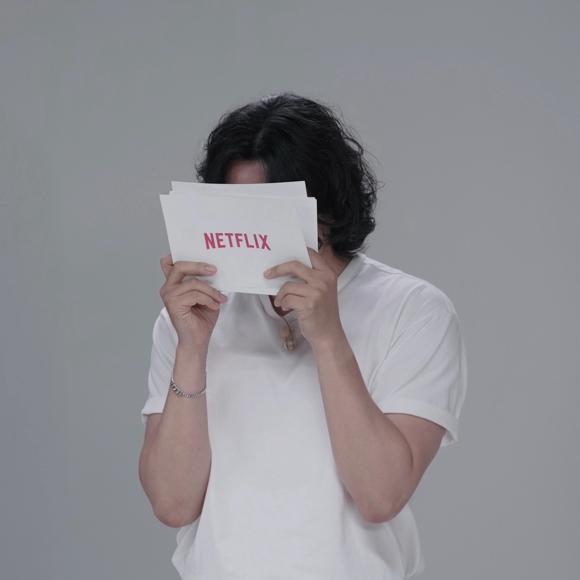 Behind-the-scenes cut of Kim Namgil