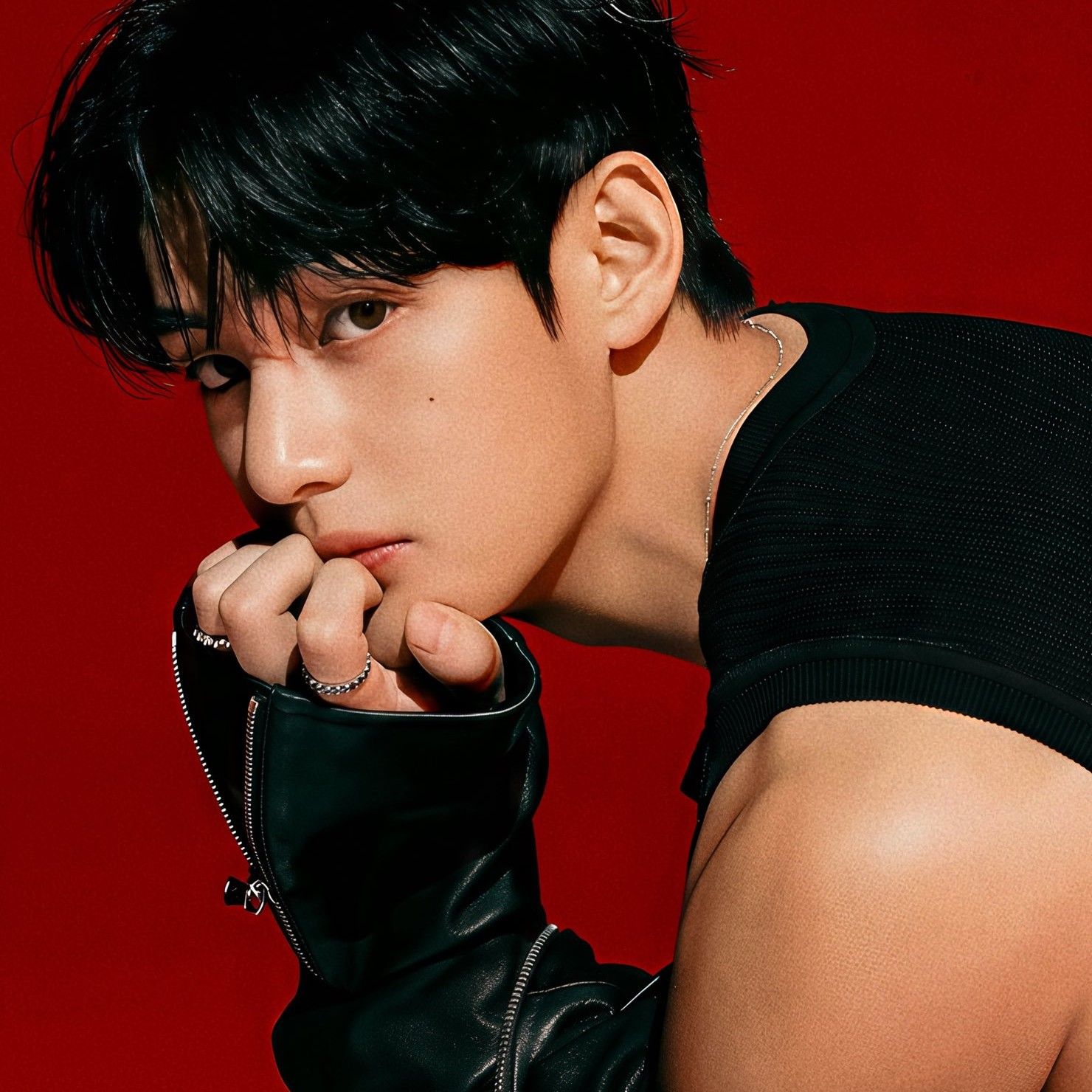 Latest photo of Kim Taehyung (V)