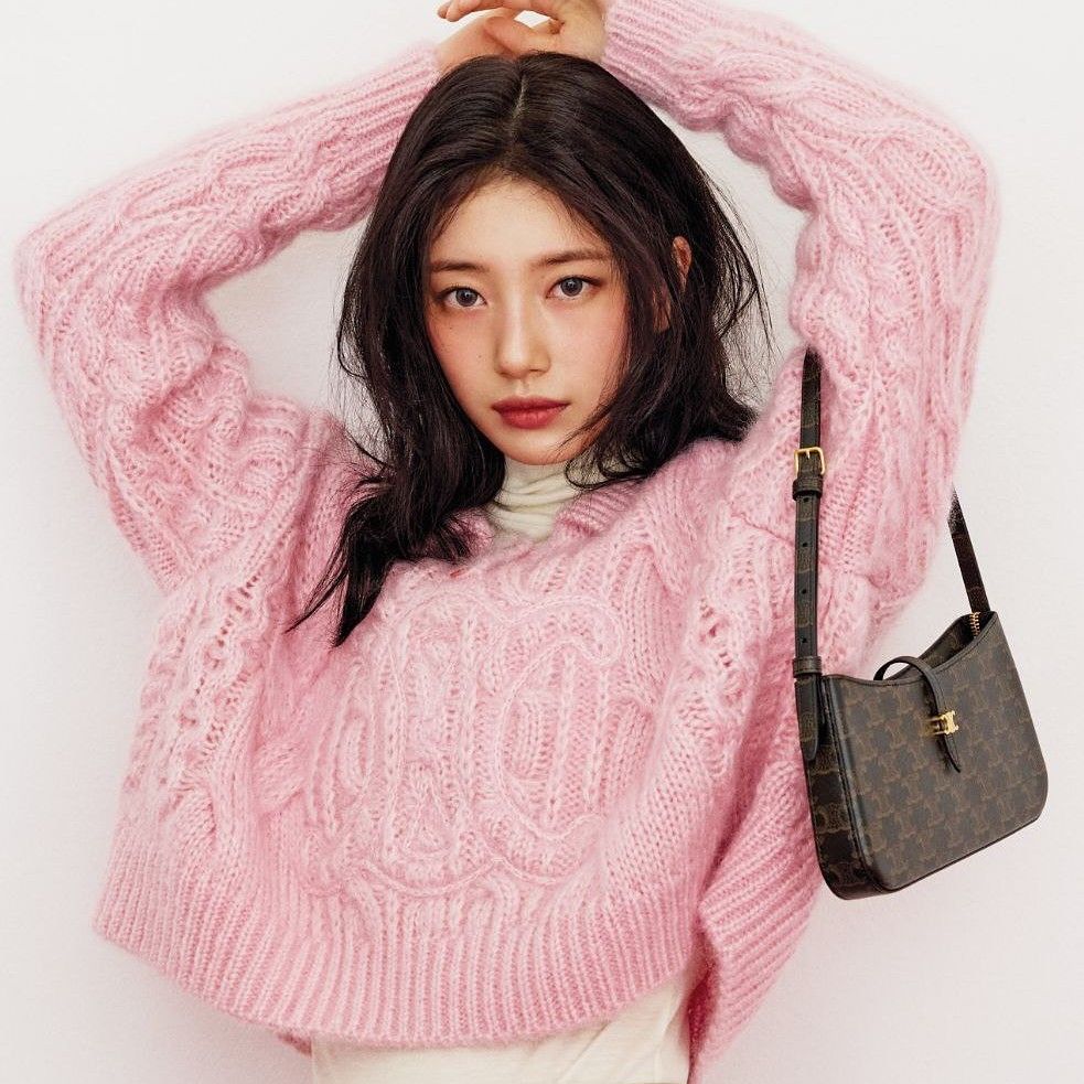 Recent activity shot of Bae Suzy