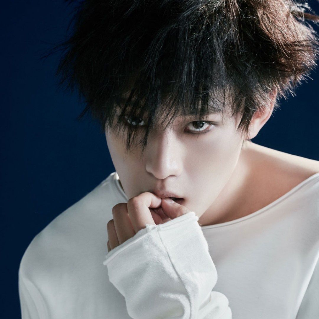 Behind-the-scenes cut of Kim Sungcheol