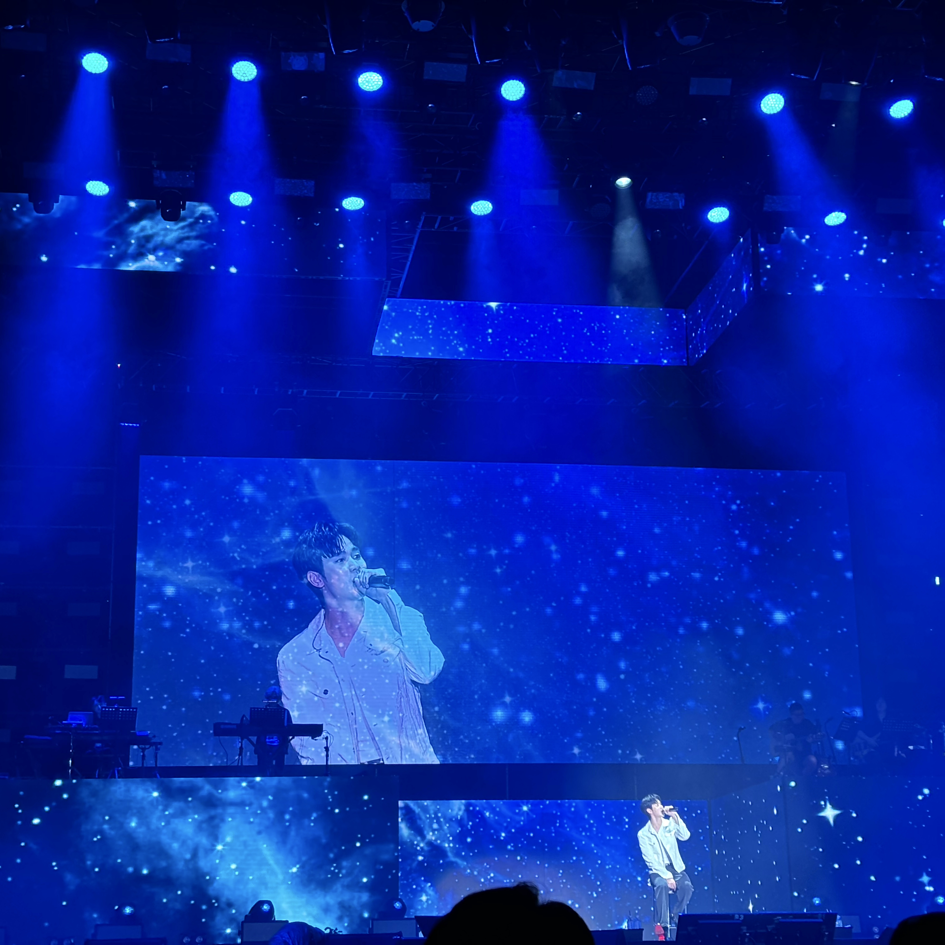 金秀贤的最新照片