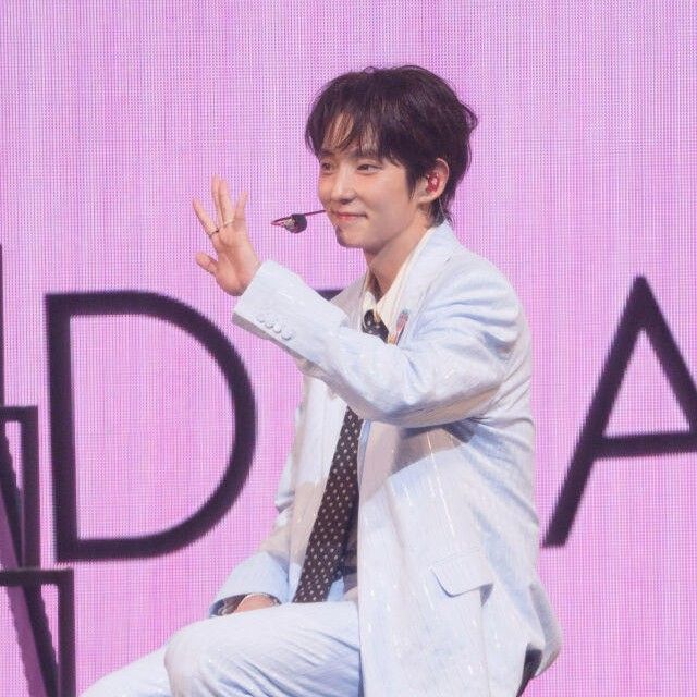Recent activity shot of Lee Joongi