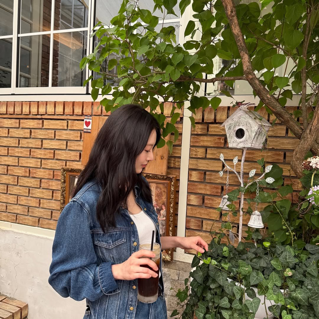 Behind-the-scenes cut of Gong Seungyeon