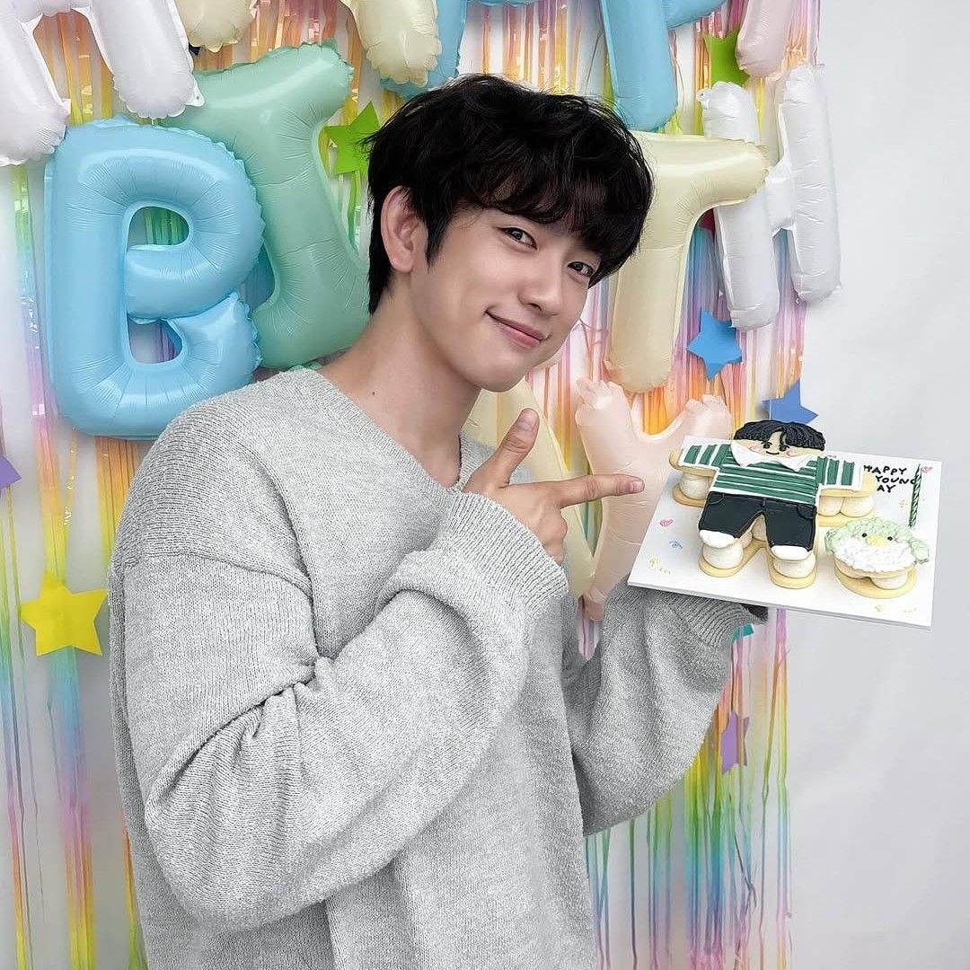 Recent activity shot of Park Jinyoung