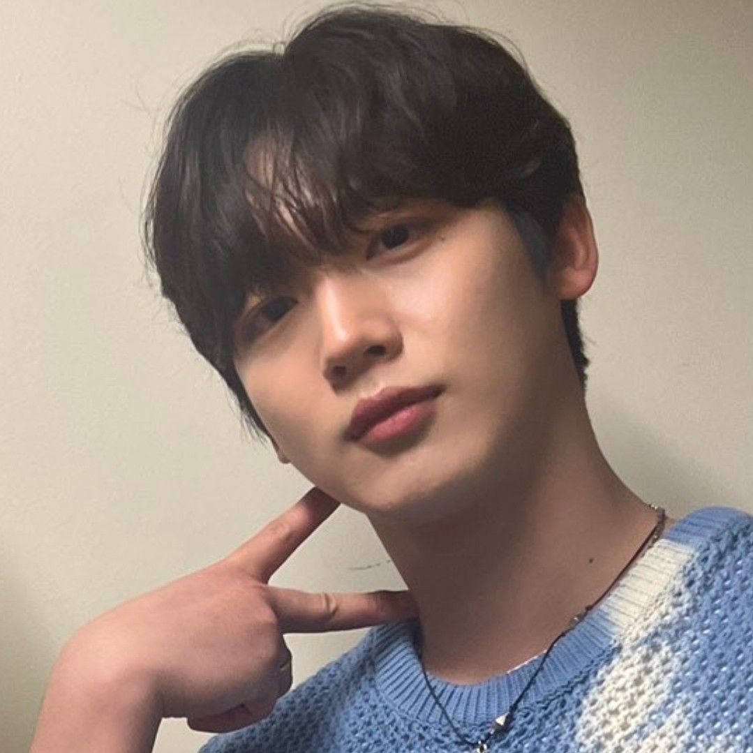 Behind-the-scenes cut of Kim Yohan