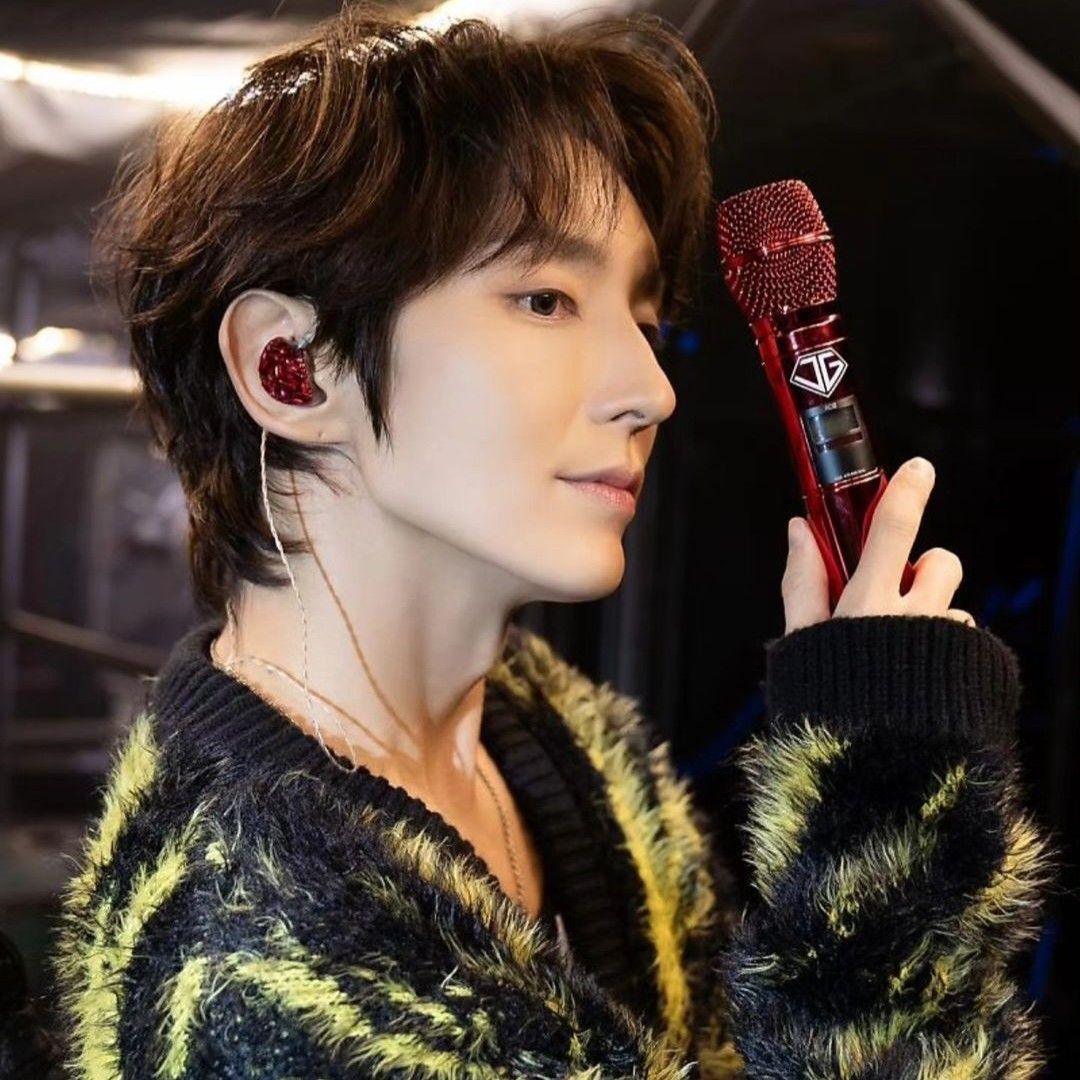 Recent activity shot of Lee Joongi