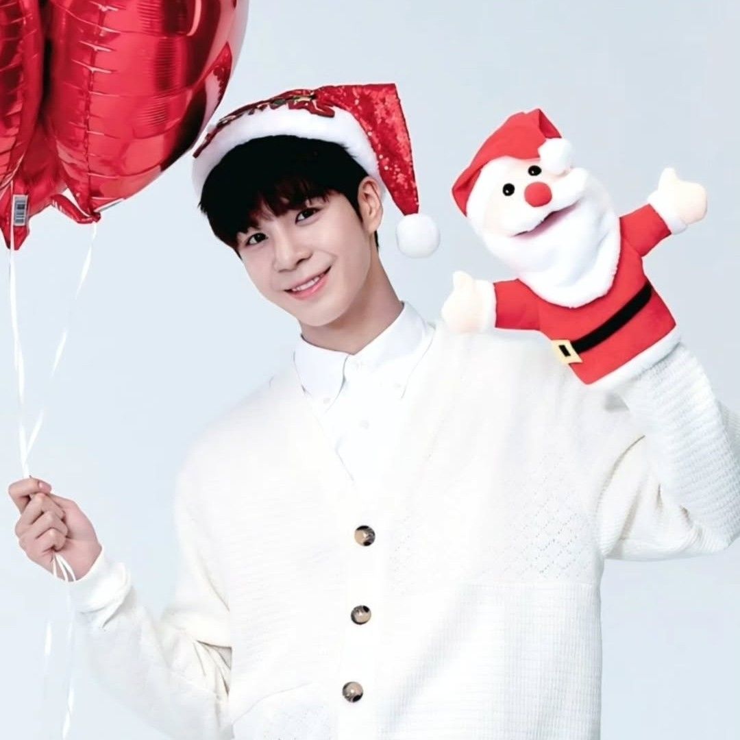 チョン・ドンウォンの最近の活動ショット