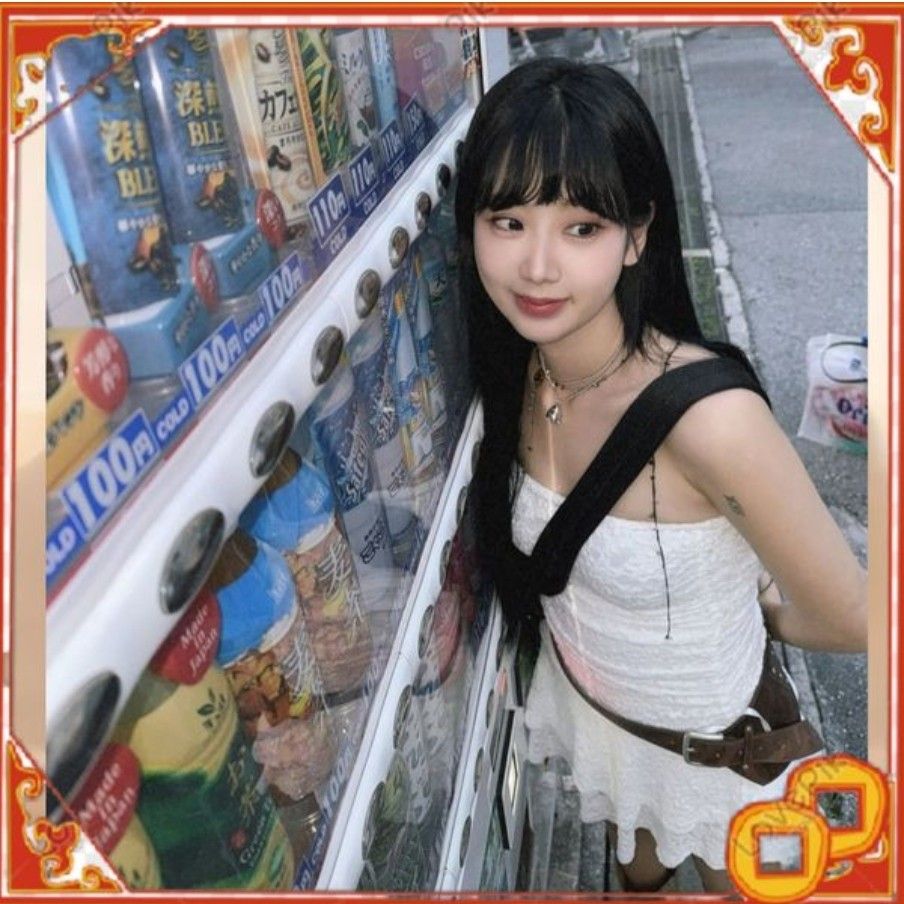 A moment captured by a fan of Kang Hyeyeon