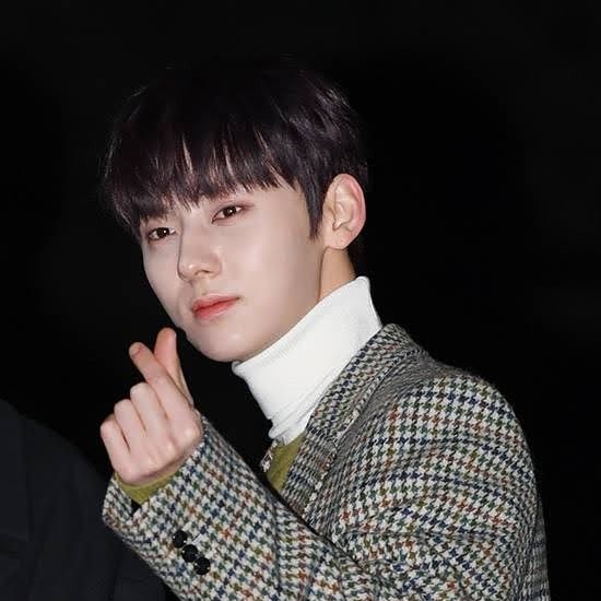 Latest photo of Hwang Minhyun